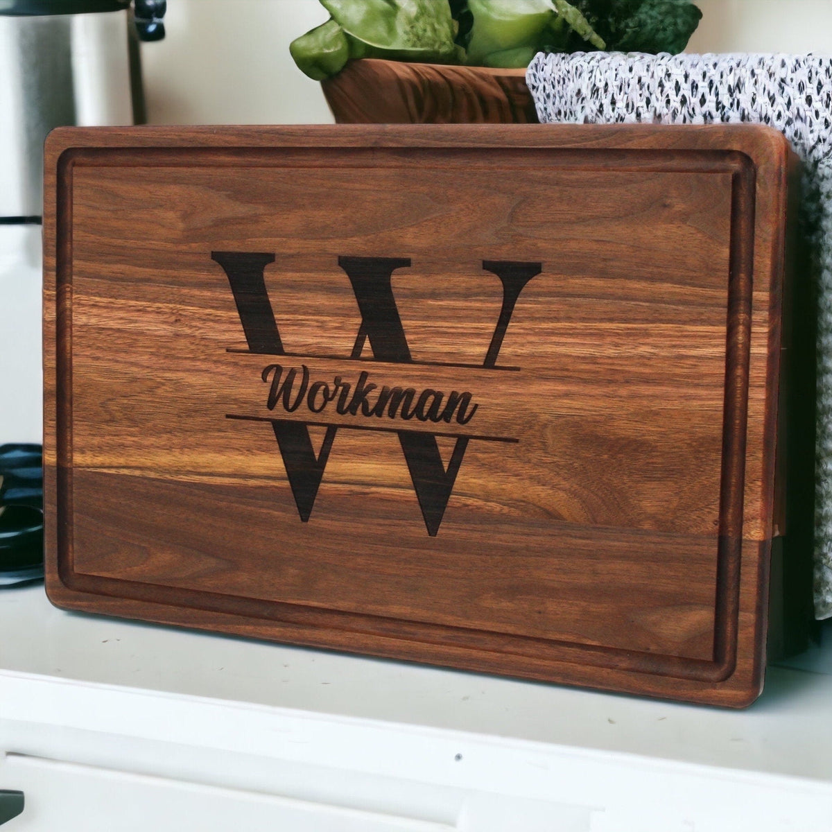 Personalized Engraved Cutting Board — Handcrafted Wedding & Housewarming Gift